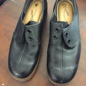 VINTAGE OOPMPHIES LEATHER LOAFER SHOES SIZE 9